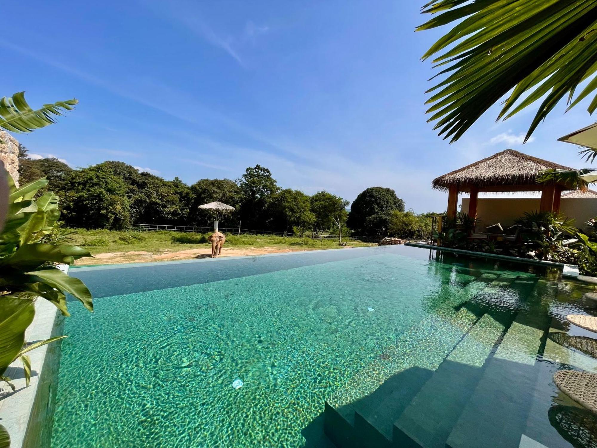 Wild Cottages Elephant Sanctuary Resort Amphoe Koksamui Exterior photo